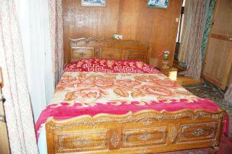 Kolhai Houseboat, Srinagar 2